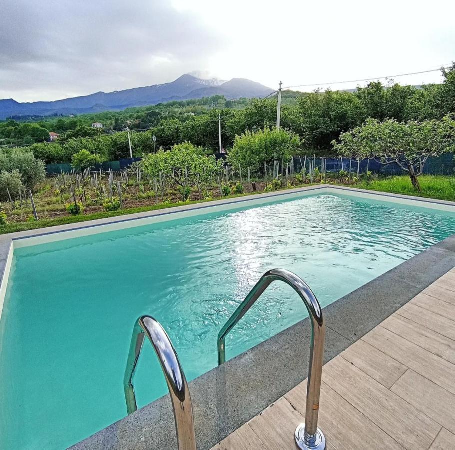 Nake Residenza Artistica Villa Sant'Alfio Exterior photo