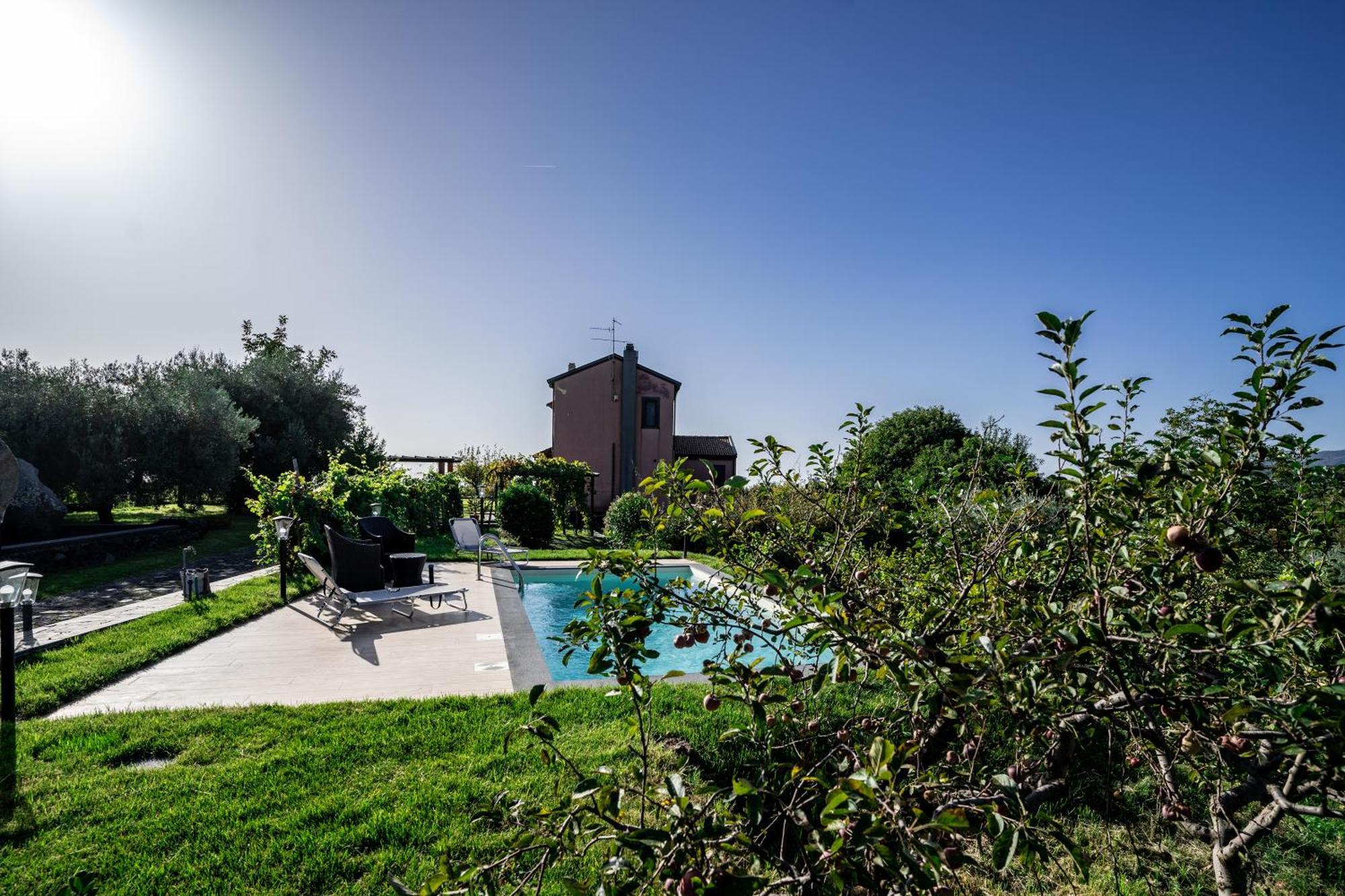 Nake Residenza Artistica Villa Sant'Alfio Exterior photo