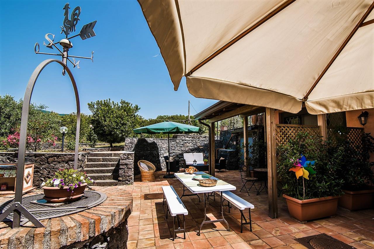 Nake Residenza Artistica Villa Sant'Alfio Exterior photo